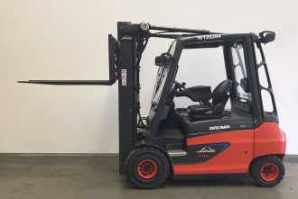 Heftruck gebruikt LINDE E 30 ION 387 ELEKTRO VIERRADFRONTSTAPLER (12945806)