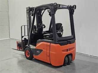 Heftruck gebruikt LINDE E14 ELEKTRO DREIRADFRONTSTAPLER (12998293)