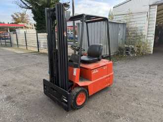 Heftruck gebruikt LINDE E15 ELEKTRO DREIRADFRONTSTAPLER (13012688)