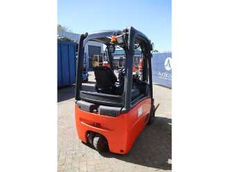 Heftruck gebruikt LINDE E16-01 ELEKTRO VIERRADFRONTSTAPLER (13041370)