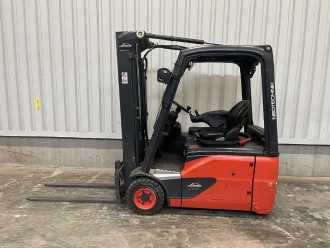 Heftruck gebruikt LINDE E16-02 ELEKTRO DREIRADFRONTSTAPLER (13040759) backdrop