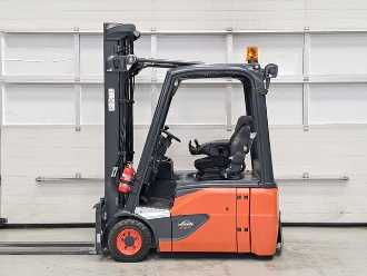 Heftruck gebruikt LINDE E16-02 ELEKTRO DREIRADFRONTSTAPLER (13046551)
