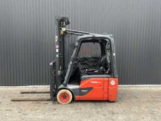 Heftruck gebruikt LINDE E16-02 ELEKTRO DREIRADFRONTSTAPLER (13073441)