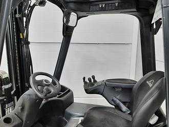 Heftruck gebruikt LINDE E16C-02 ELEKTRO DREIRADFRONTSTAPLER (12989767)