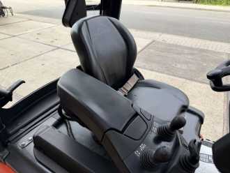 Heftruck gebruikt LINDE E16C-02 ELEKTRO DREIRADFRONTSTAPLER (13070517)