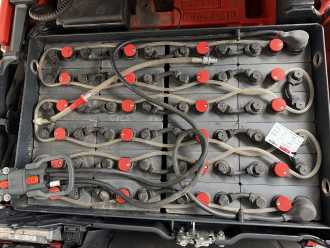 Heftruck gebruikt LINDE E16C-02 ELEKTRO DREIRADFRONTSTAPLER (13074491)