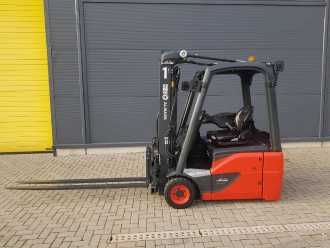 Heftruck gebruikt LINDE E16C ELEKTRO DREIRADFRONTSTAPLER (12990725)