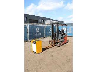 Heftruck gebruikt LINDE E16C ELEKTRO VIERRADFRONTSTAPLER (13041167)