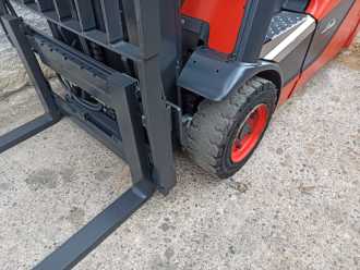 Heftruck gebruikt LINDE E16H-02 EVO ELEKTRO DREIRADFRONTSTAPLER (13075190)