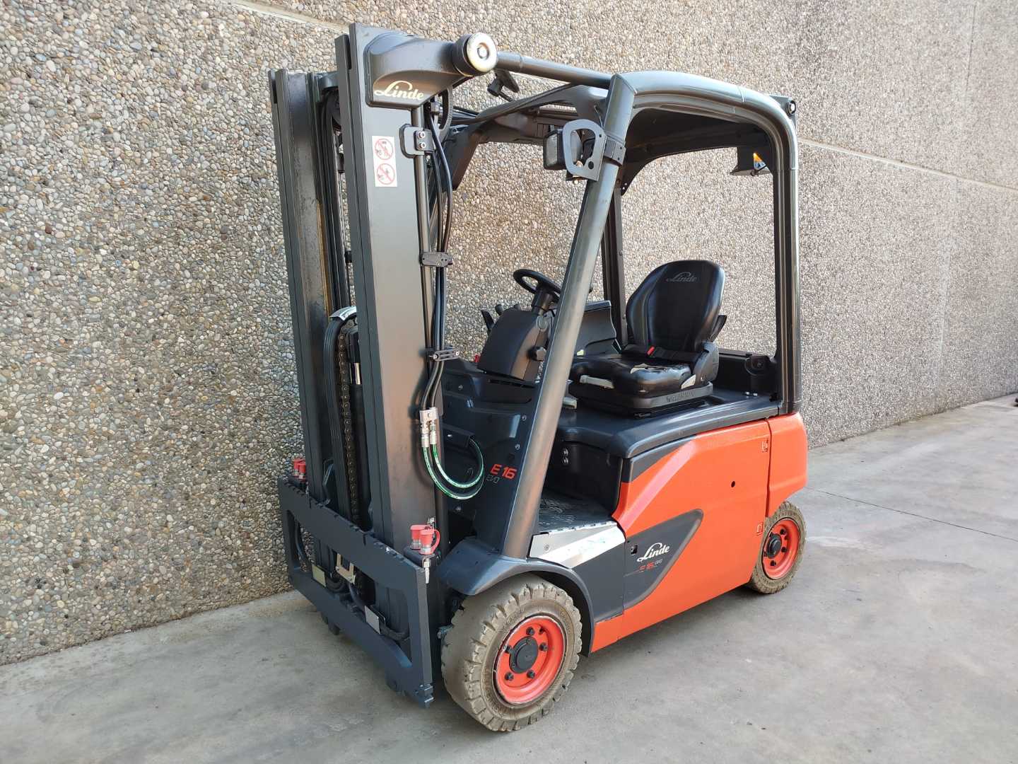 Heftruck gebruikt LINDE E16P-02 EVO ELEKTRO VIERRADFRONTSTAPLER (13067294)