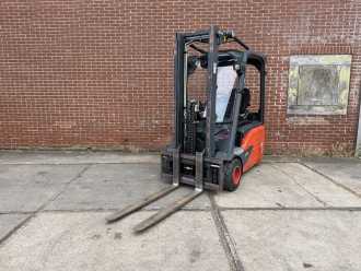 Heftruck gebruikt LINDE E18-02 ELEKTRO DREIRADFRONTSTAPLER (13043307)