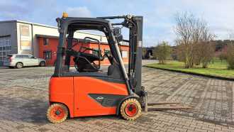 Heftruck gebruikt LINDE E18PH-02 ELEKTRO VIERRADFRONTSTAPLER (12841090)