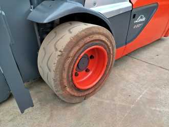 Heftruck gebruikt LINDE E20L-02 EVO ELEKTRO DREIRADFRONTSTAPLER (13066020)
