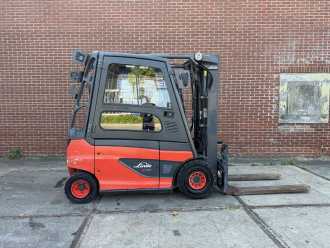 Heftruck gebruikt LINDE E25-01 ELEKTRO VIERRADFRONTSTAPLER (13056698)