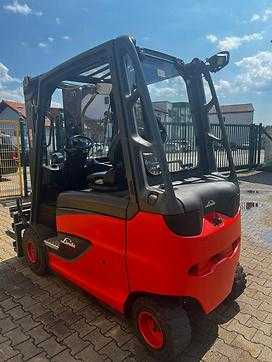 Heftruck gebruikt LINDE E25-01 /HL600 ELEKTRO VIERRADFRONTSTAPLER (12892449)