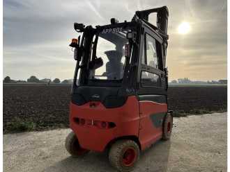 Heftruck gebruikt LINDE E25 ELEKTRO VIERRADFRONTSTAPLER (13073394)