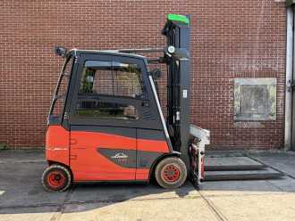 Heftruck gebruikt LINDE E25HL-01/600 ELEKTRO VIERRADFRONTSTAPLER (13055390)