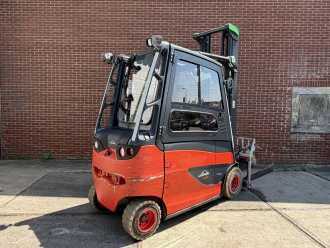 Heftruck gebruikt LINDE E25HL-01/600 ELEKTRO VIERRADFRONTSTAPLER (13055390)