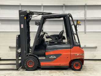 Heftruck gebruikt LINDE E30-01 ELEKTRO VIERRADFRONTSTAPLER (12979379)