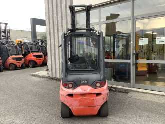 Heftruck gebruikt LINDE E30-01 ELEKTRO VIERRADFRONTSTAPLER (13074612)