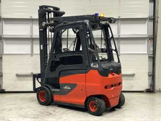 Heftruck gebruikt LINDE E30H-01/600 ELEKTRO VIERRADFRONTSTAPLER (12994075)