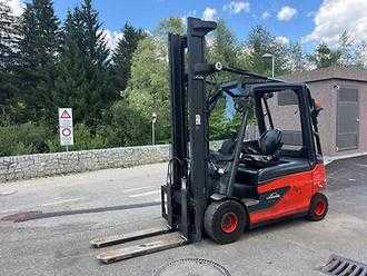Heftruck gebruikt LINDE E30L - 4495mm ELEKTRO VIERRADFRONTSTAPLER (13076919)