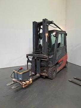 Heftruck gebruikt LINDE E30L EX ELEKTRO VIERRADFRONTSTAPLER (13053357)