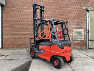 Heftruck gebruikt LINDE E40H-01/600 ELEKTRO VIERRADFRONTSTAPLER (13043308)