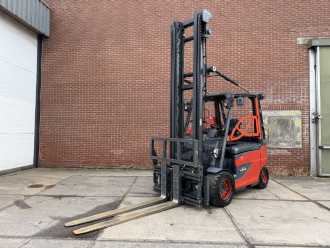 Heftruck gebruikt LINDE E40H-01/600 ELEKTRO VIERRADFRONTSTAPLER (13043308)