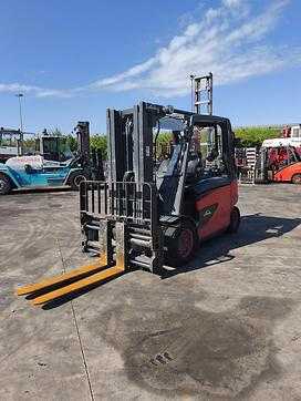 Heftruck gebruikt LINDE E45L-01/600 ELEKTRO VIERRADFRONTSTAPLER (13071212) backdrop