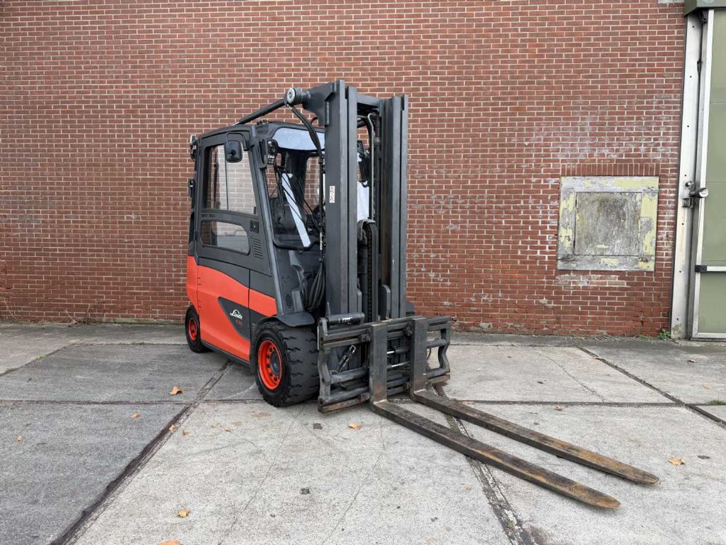 Heftruck gebruikt LINDE E50HL-01 ELEKTRO VIERRADFRONTSTAPLER (13070515)