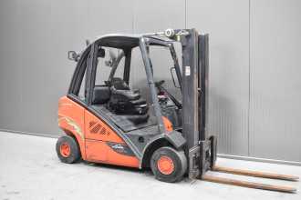 Heftruck gebruikt LINDE H 25 D - 02 /57641/ DIESEL VIERRADFRONTSTAPLER (13048838) backdrop