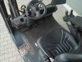 Heftruck gebruikt LINDE H 25 T GAS VIERRADFRONTSTAPLER (13074622)