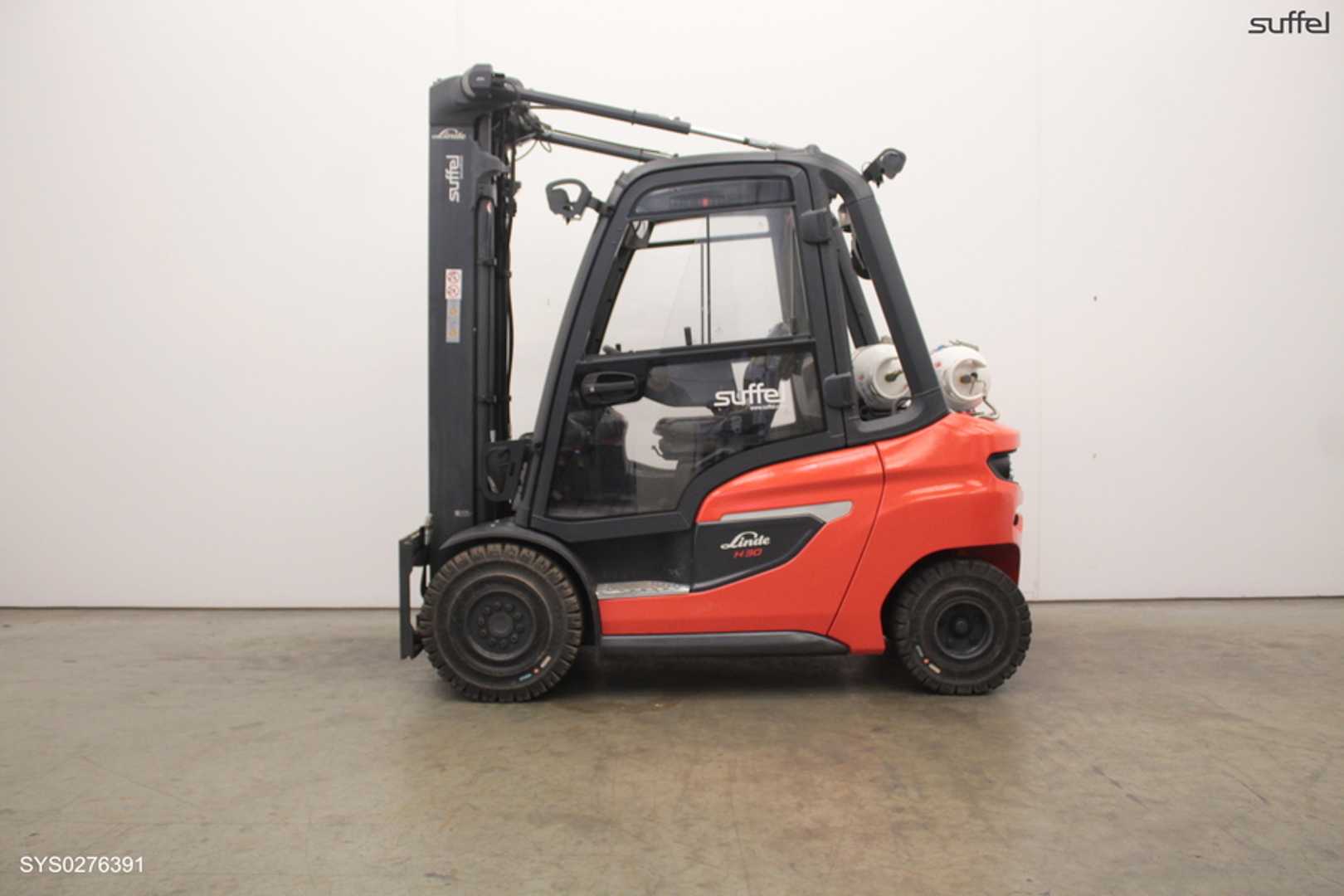 Heftruck gebruikt LINDE H 30 T (EU5) GAS VIERRADFRONTSTAPLER (13076269)