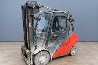 Heftruck gebruikt LINDE H 35 D - 01 /58702/ DIESEL VIERRADFRONTSTAPLER (13065581) backdrop