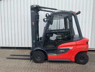 Heftruck gebruikt LINDE H25D-01 BR1202 DIESEL VIERRADFRONTSTAPLER (13050603) backdrop