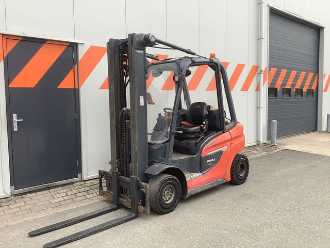 Heftruck gebruikt LINDE H25T-01 GAS VIERRADFRONTSTAPLER (13029367) backdrop