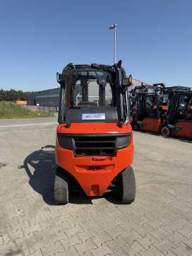 Heftruck gebruikt LINDE H25T-01 GAS VIERRADFRONTSTAPLER (13051446)