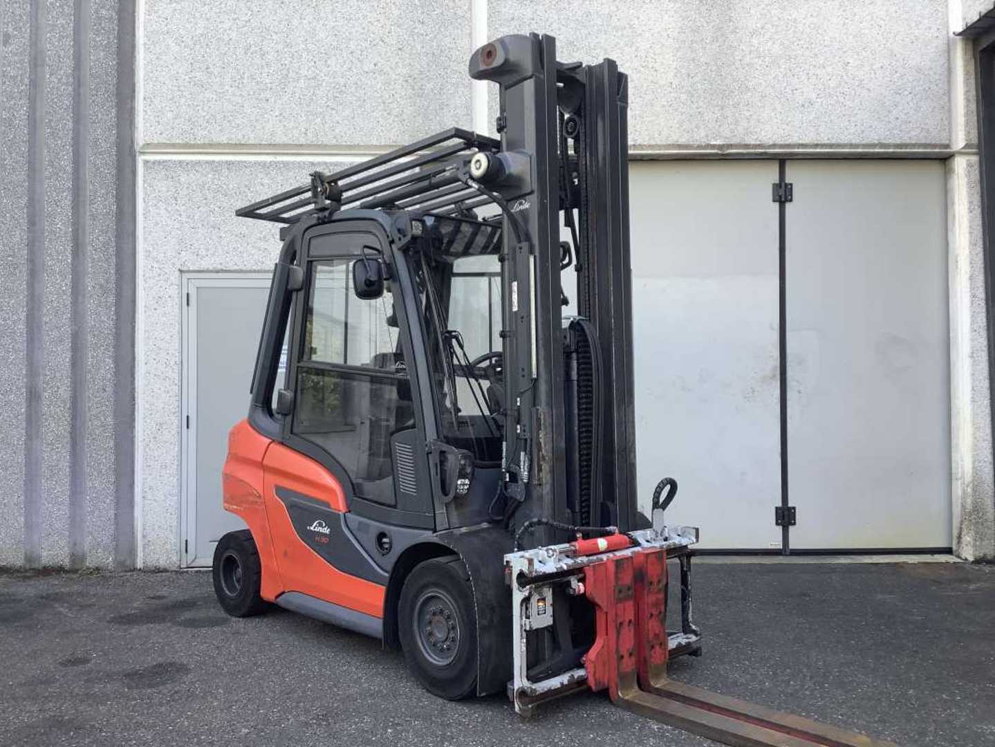 Heftruck gebruikt LINDE H30D-01 DIESEL VIERRADFRONTSTAPLER (13058318)