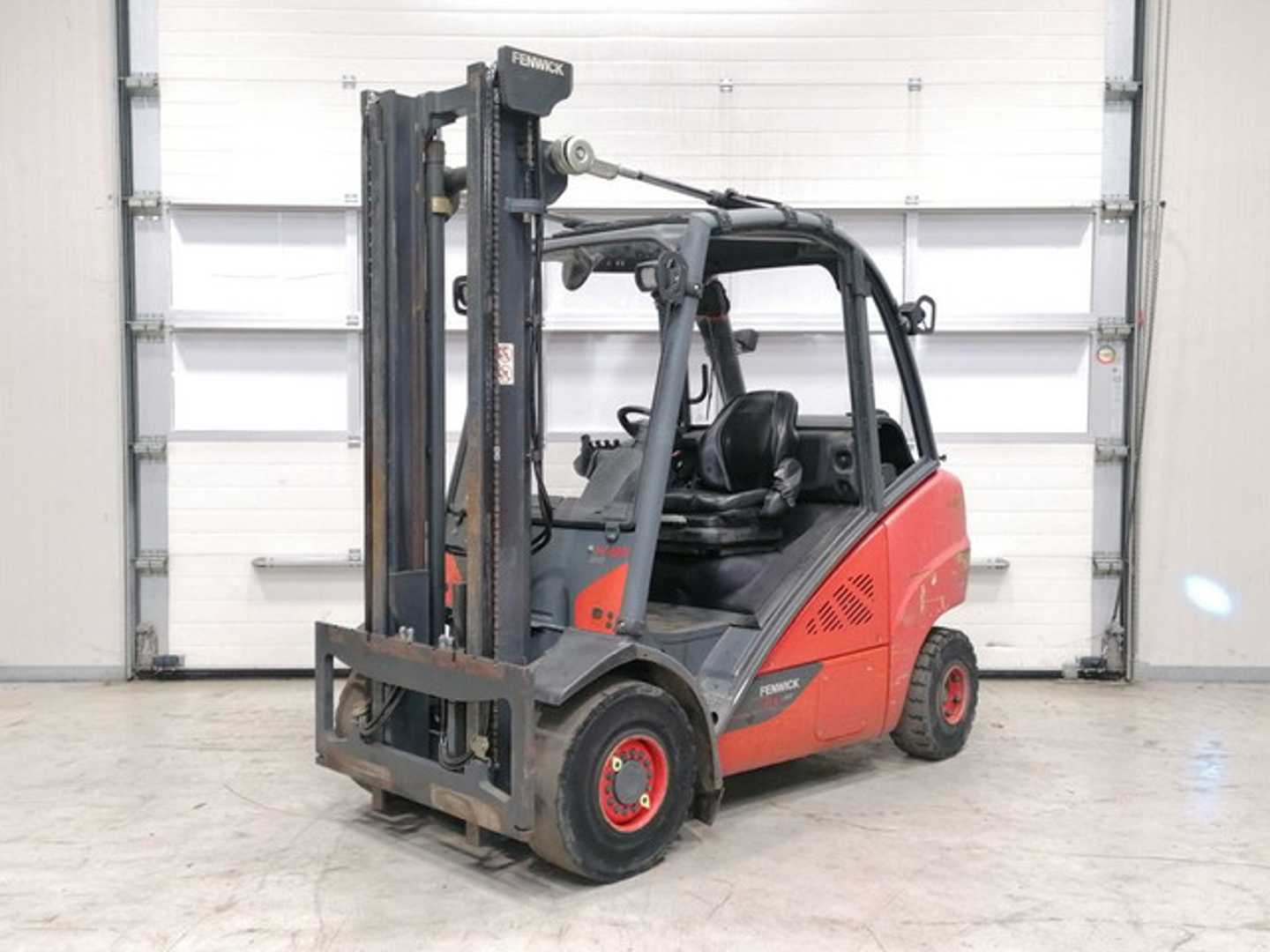 Heftruck gebruikt LINDE H30T-02 GAS VIERRADFRONTSTAPLER (12875753)