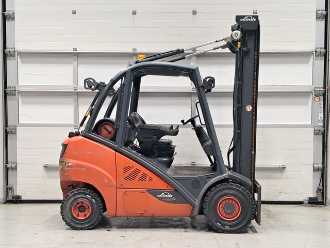 Heftruck gebruikt LINDE H30T-02 GAS VIERRADFRONTSTAPLER (13003262)