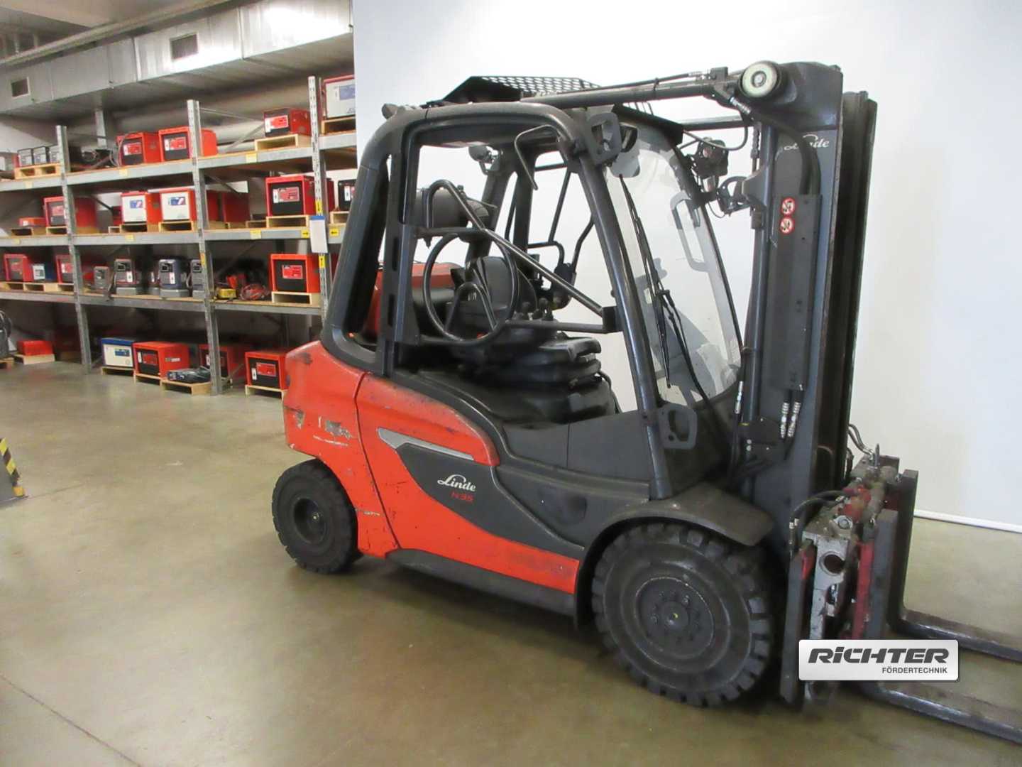 Heftruck gebruikt LINDE H35T (EU5) GAS VIERRADFRONTSTAPLER (13069337)