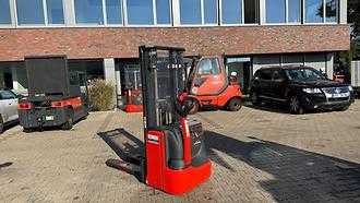 Heftruck gebruikt LINDE L 16 I  ELEKTRO HOCHHUBWAGENDEICHSEL (13074364) backdrop