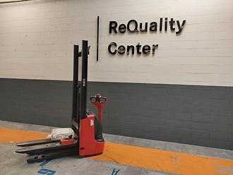 Heftruck gebruikt LINDE L10 ELEKTRO HOCHHUBWAGENDEICHSEL (12992107) backdrop