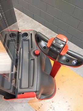 Heftruck gebruikt LINDE L10 ELEKTRO HOCHHUBWAGENDEICHSEL (12992107)