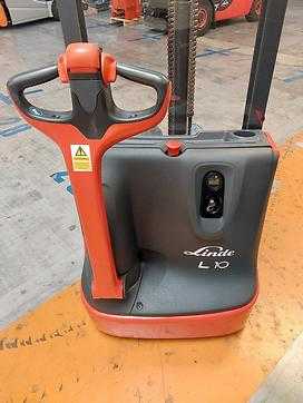 Heftruck gebruikt LINDE L10 ELEKTRO HOCHHUBWAGENDEICHSEL (12992107)