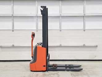 Heftruck gebruikt LINDE L10 ELEKTRO HOCHHUBWAGENDEICHSEL (13056004)