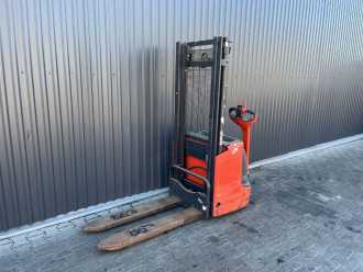 Heftruck gebruikt LINDE L12L ELEKTRO HOCHHUBWAGENDEICHSEL (13047326) backdrop