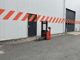 Heftruck gebruikt LINDE L12i ELEKTRO HOCHHUBWAGENDEICHSEL (13063909)