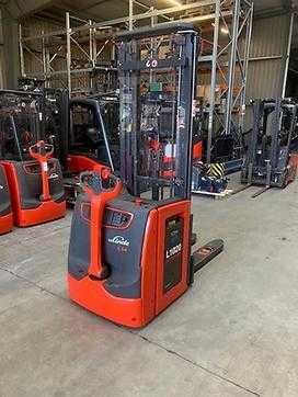 Heftruck gebruikt LINDE L14 ION ELEKTRO HOCHHUBWAGENDEICHSEL (13027134) backdrop